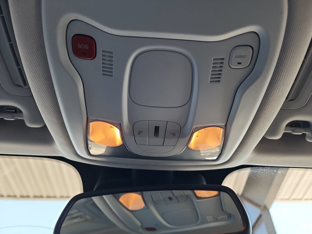 Used 2023 Jeep Renegade Trailhawk AWD/4WD image 36