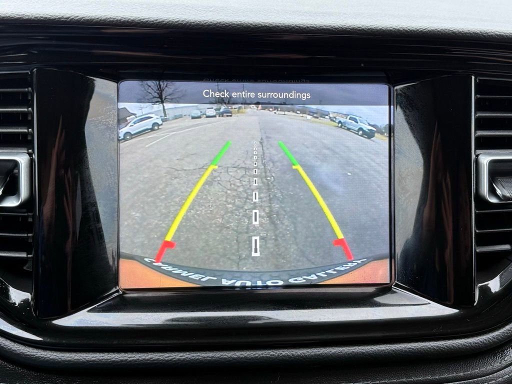 Used 2021 Dodge Durango SXT image 41