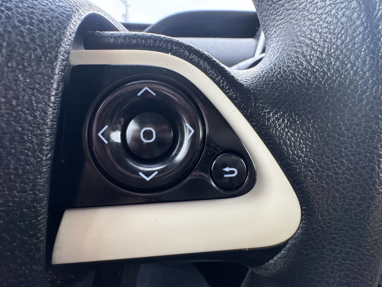 Used 2016 Toyota Prius Two image 52