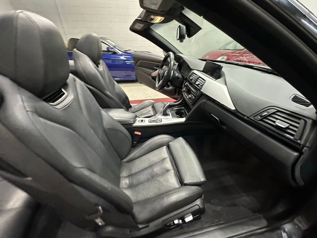 Used 2016 BMW 428i xDrive Convertible image 30