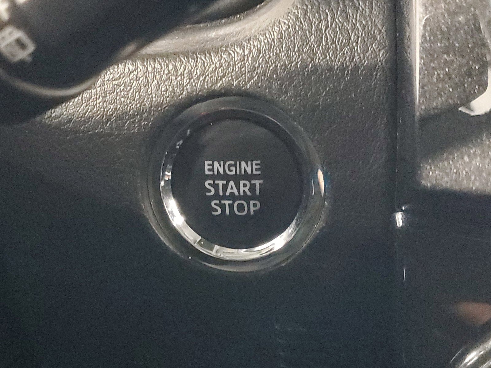 Used 2021 Toyota 4Runner TRD Off-Road AWD/4WD image 32