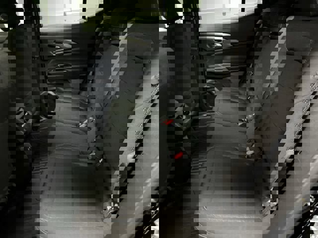 New 2026 Chevrolet Equinox EV LT image 24