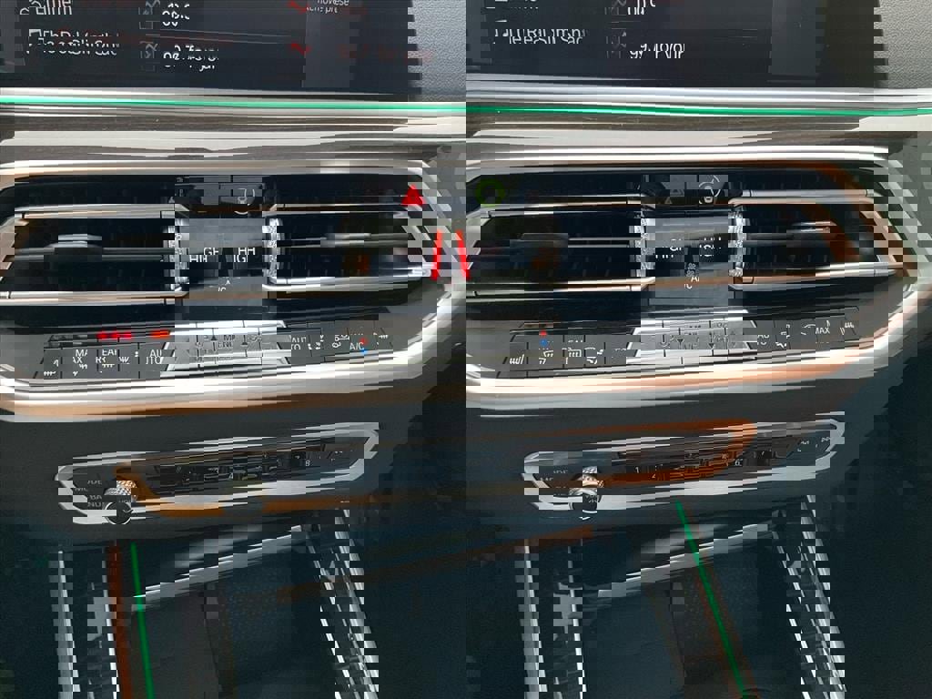 Used 2021 BMW X5 xDrive40i w/ Convenience Package image 9