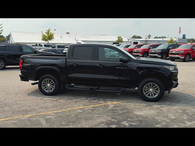 Certified 2024 Chevrolet Colorado LT w/ LT Convenience Package AWD/4WD image 37