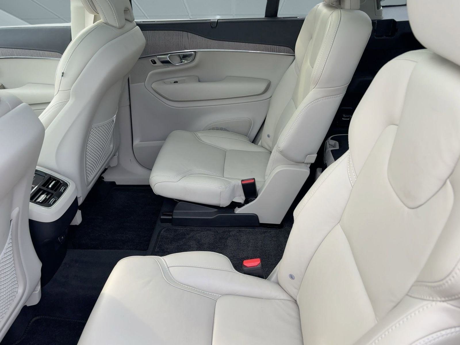 Certified 2023 Volvo XC90 B6 Ultimate image 25