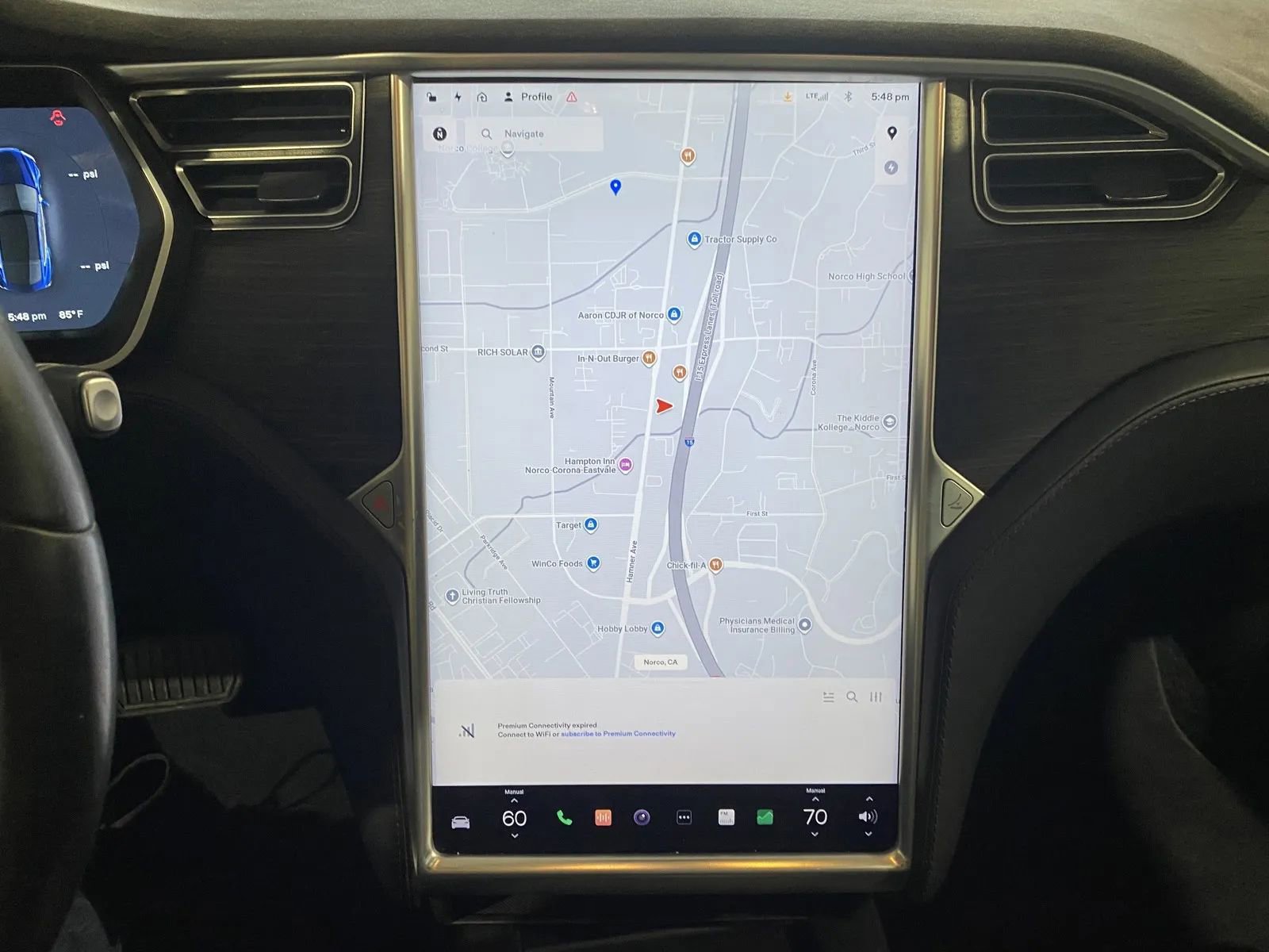 Used 2016 Tesla Model S AWD image 13