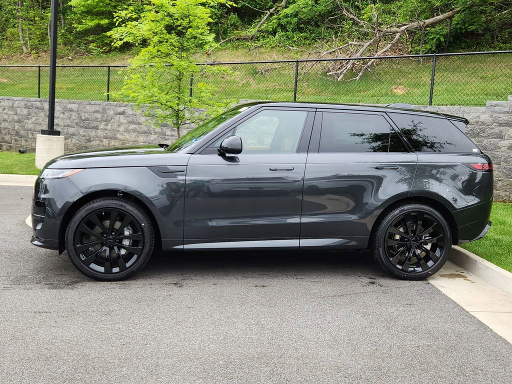 New 2026 Land Rover Range Rover Sport Dynamic SE AWD/4WD image 6