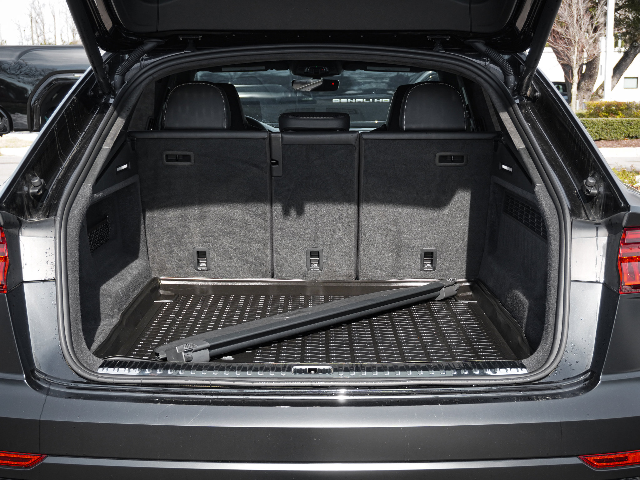 Used 2022 Audi RS Q8 image 31