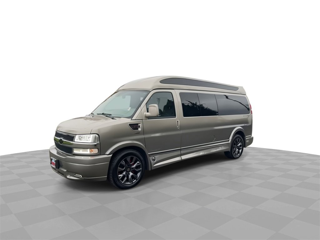 Used 2024 Chevrolet Express 2500 Extended w/ Driver Convenience Package image 4