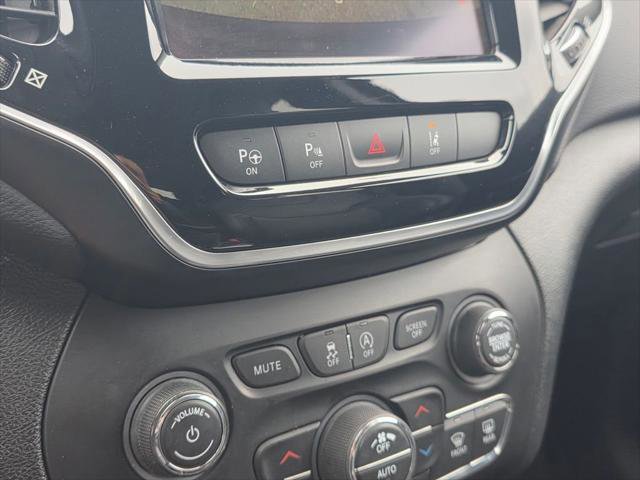 Certified 2021 Jeep Cherokee Limited w/ Elite Package image 27