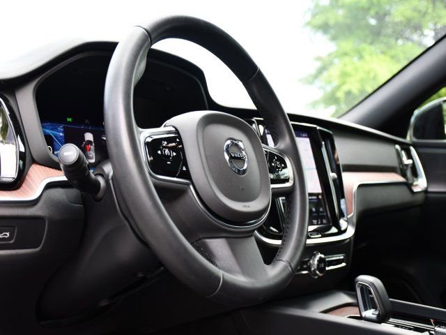 Used 2023 Volvo S60 B5 Plus w/ Climate Package AWD/4WD image 14