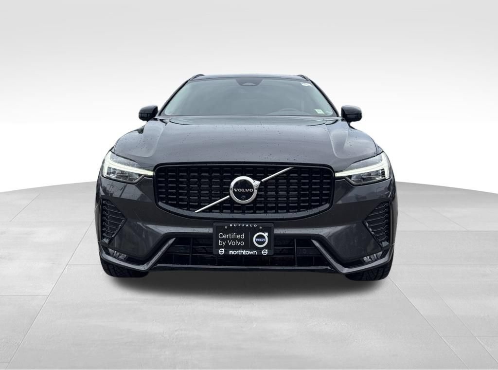 Used 2023 Volvo XC60 B5 Plus w/ Climate Package AWD/4WD image 5