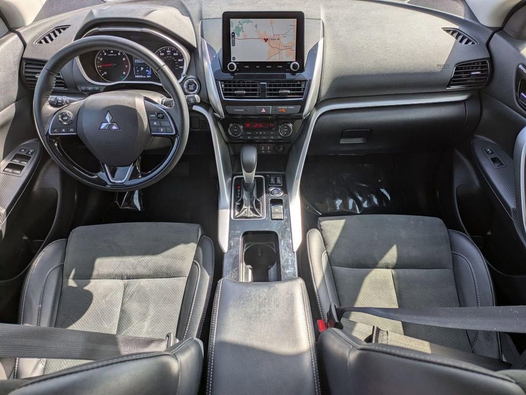 Used 2025 Mitsubishi Eclipse Cross SE image 25