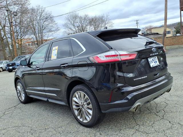 Certified 2022 Ford Edge Titanium w/ Equipment Group 301A AWD/4WD image 5