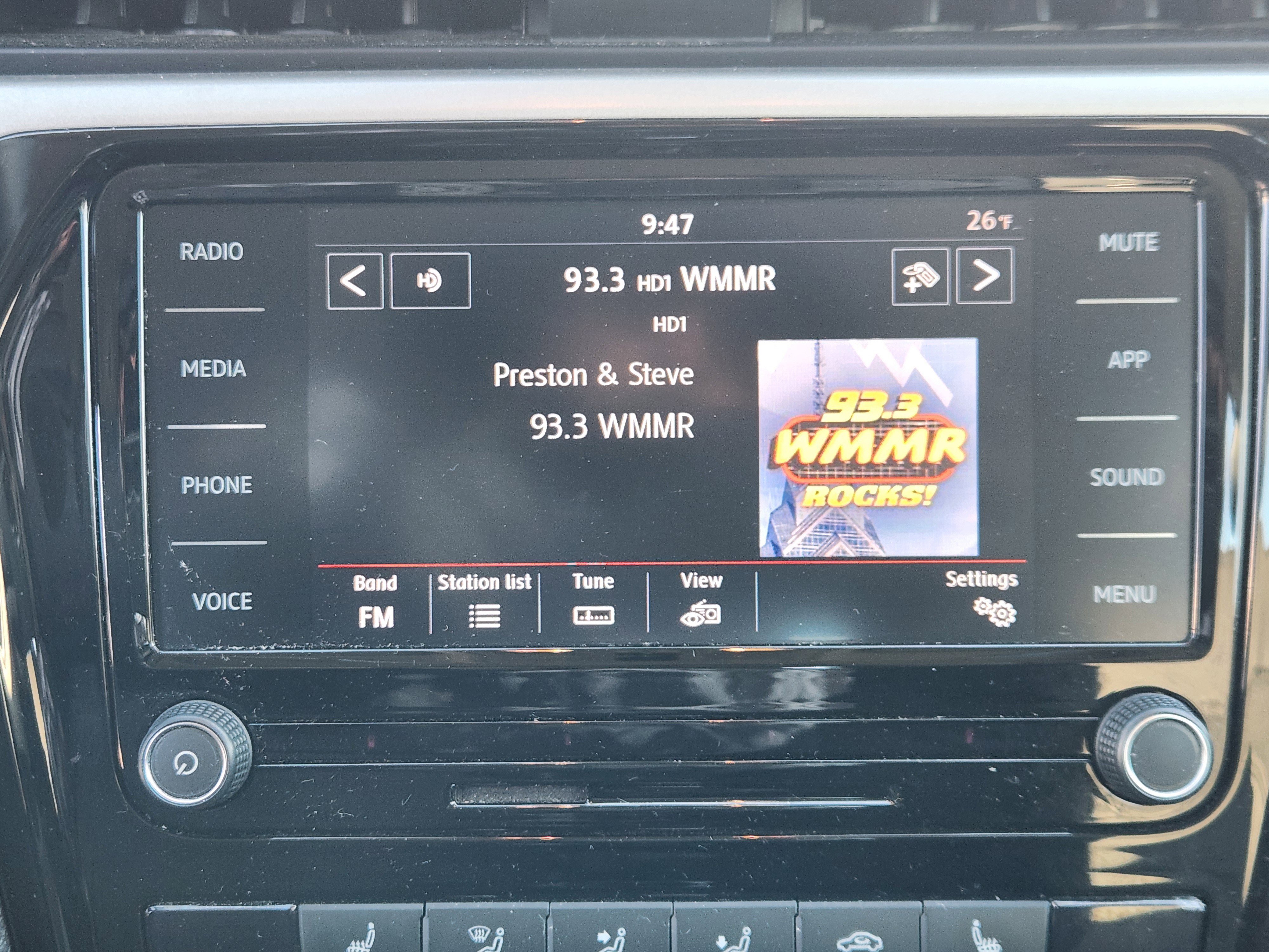 Used 2022 Volkswagen Passat 2.0T SE image 11