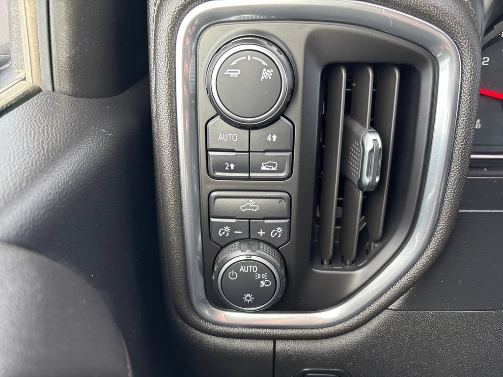 Certified 2019 Chevrolet Silverado 1500 LT w/ All-Star Edition AWD/4WD image 22