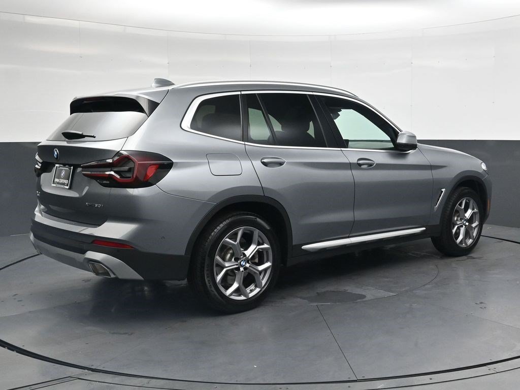 Used 2023 BMW X3 xDrive30i w/ Premium Package AWD/4WD image 4