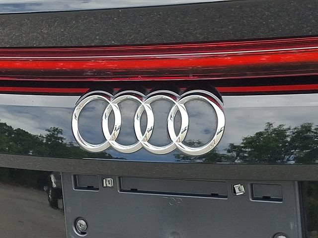 Used 2023 Audi SQ8 Prestige w/ Prestige Package AWD/4WD image 38