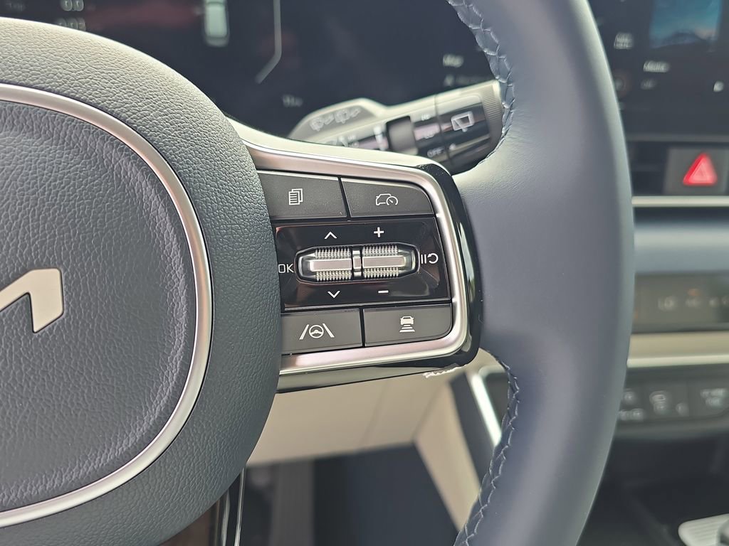 New 2026 Kia Carnival SX image 33