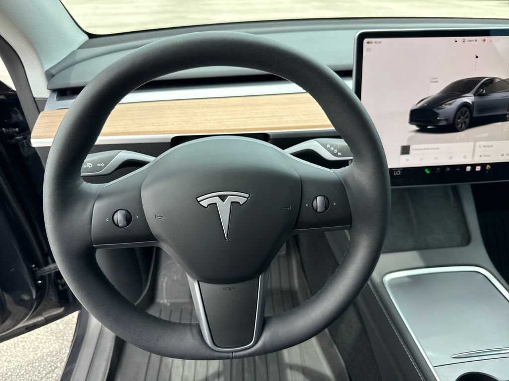 Used 2025 Tesla Model Y Long Range AWD/4WD image 14