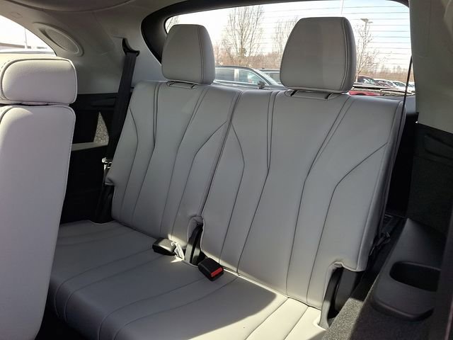 Certified 2026 Acura MDX w/ Technology Package image 11