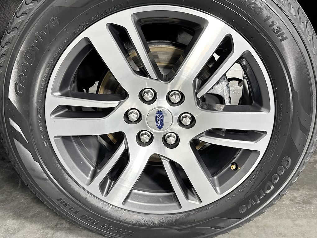 Used 2024 Ford Expedition Max Limited image 14