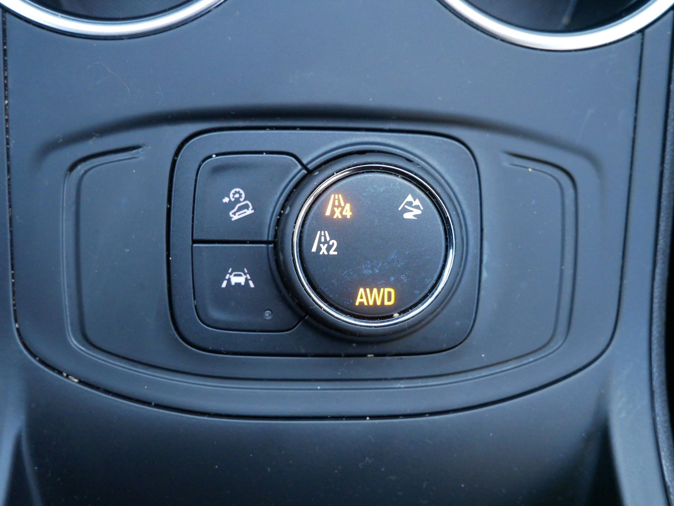 Used 2024 GMC Terrain SLE image 23