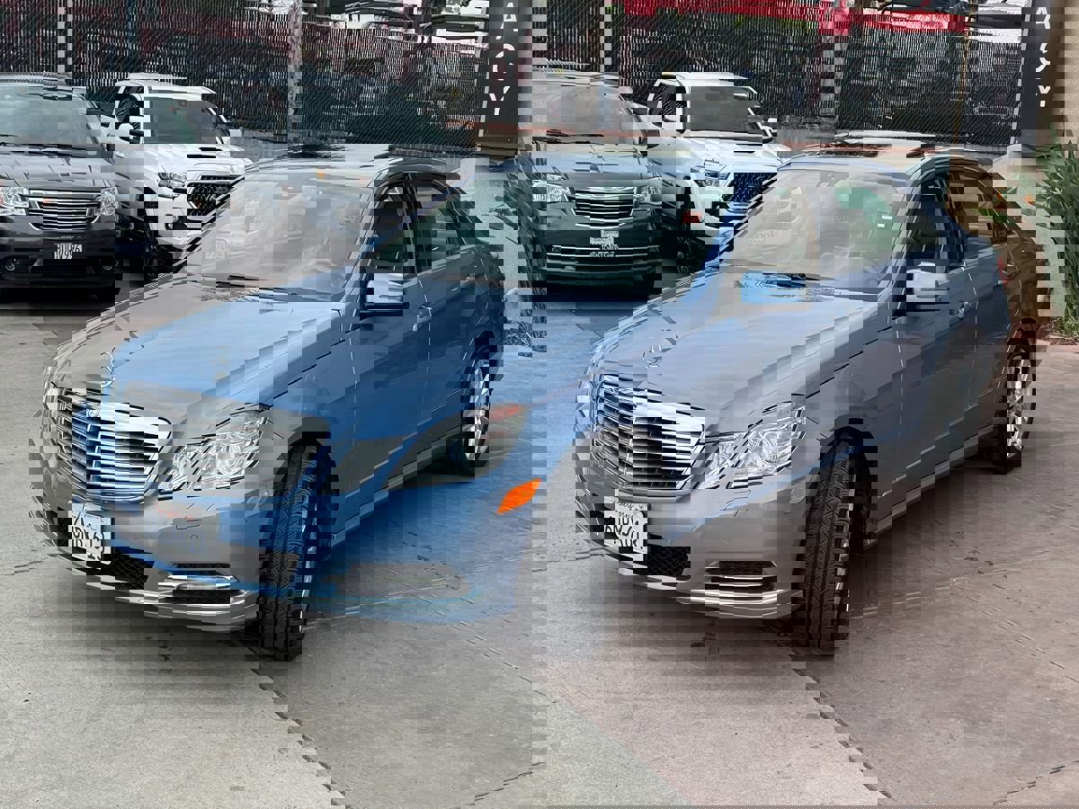 Used 2011 Mercedes-Benz E 550 Sedan image 11