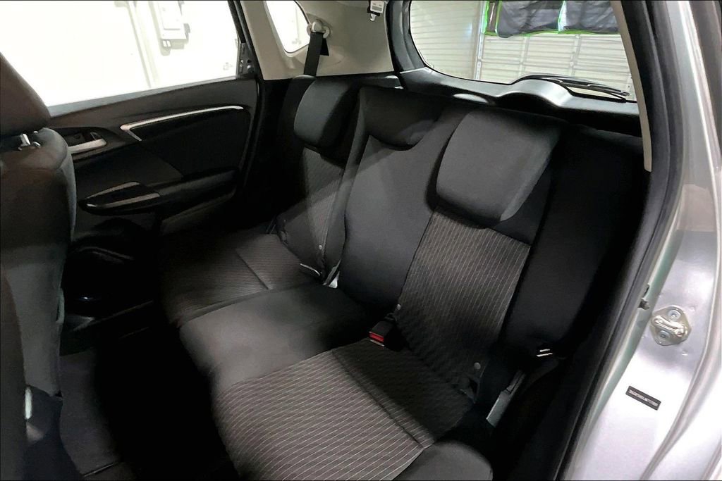 Used 2018 Honda Fit EX image 35