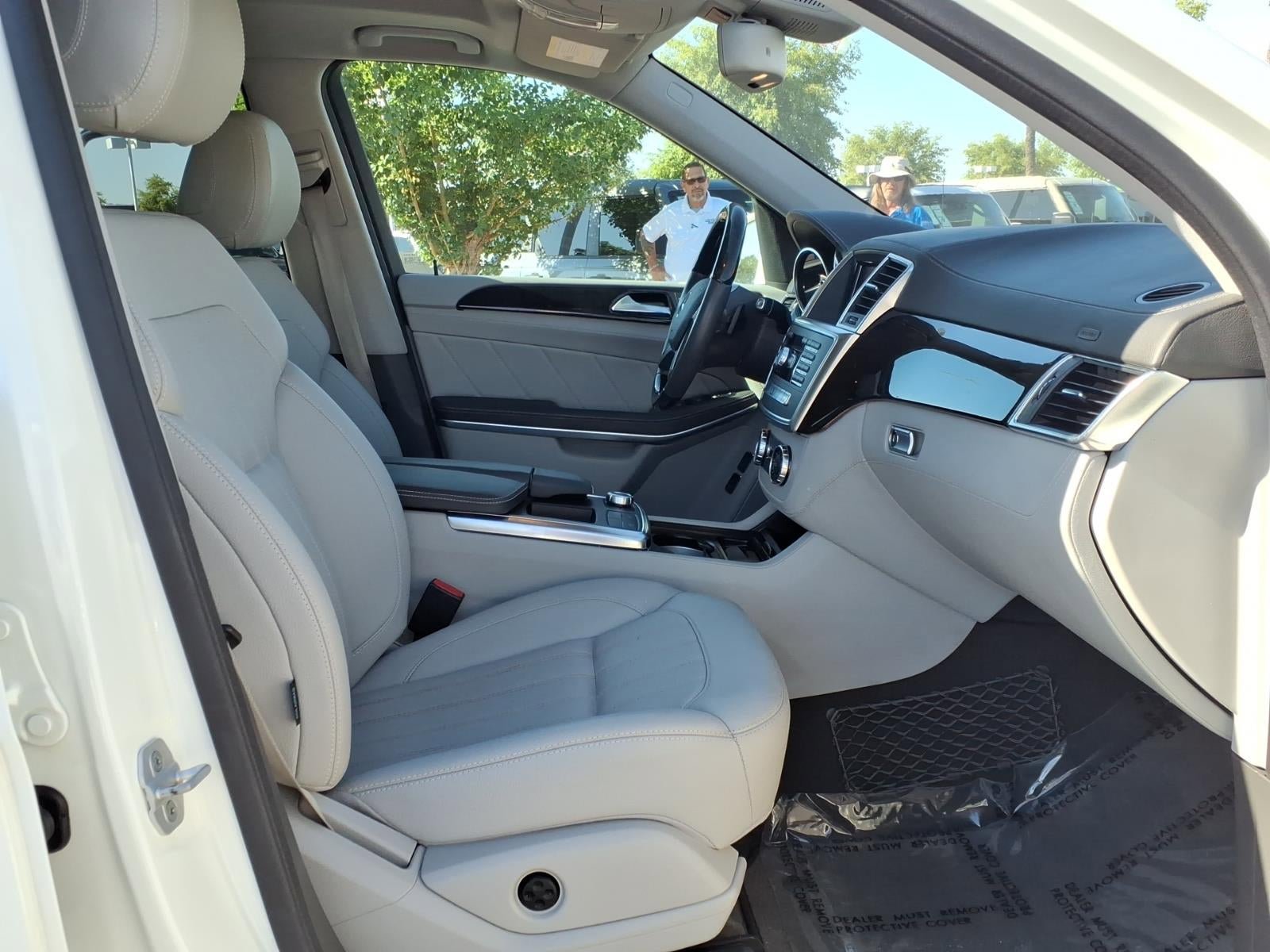 Used 2014 Mercedes-Benz GL 450 4MATIC image 11
