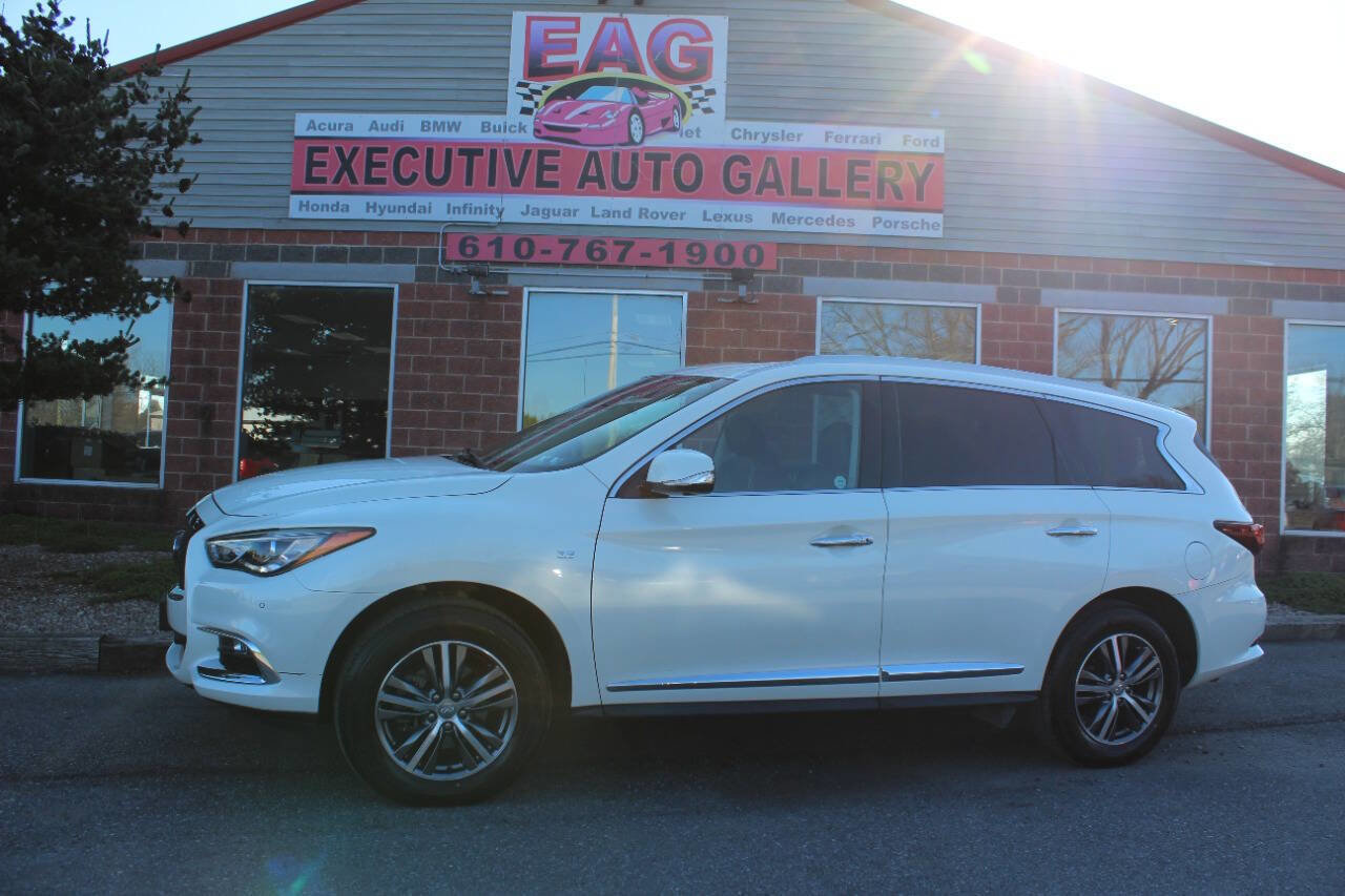 Used 2020 INFINITI QX60 Luxe w/ Essential Package