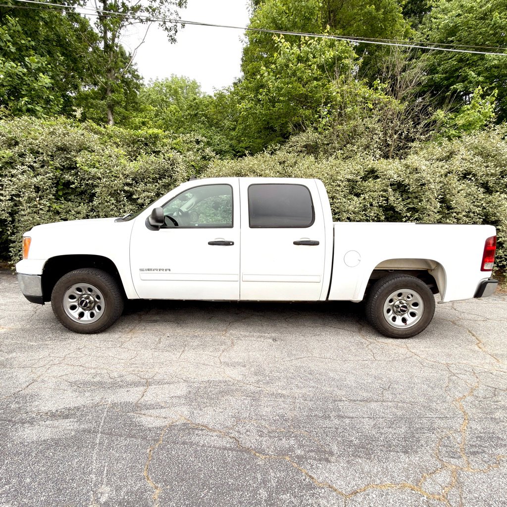 Used 2010 GMC Sierra 1500 SL RWD image 1