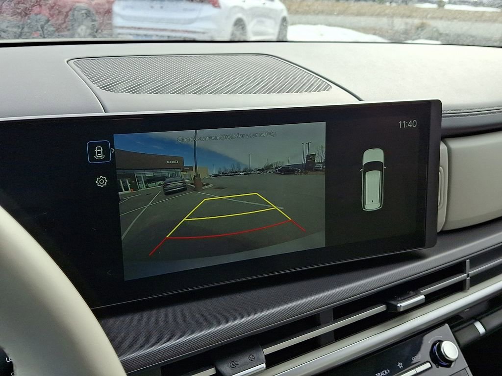 Certified 2024 Hyundai Santa Fe SEL image 3