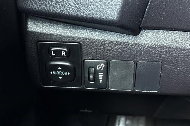 Used 2014 Toyota Corolla S image 27