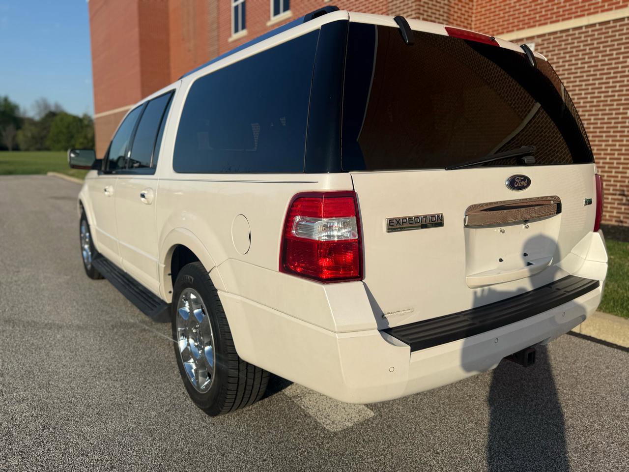 Used 2014 Ford Expedition EL Limited w/ Equipment Group 301A image 12