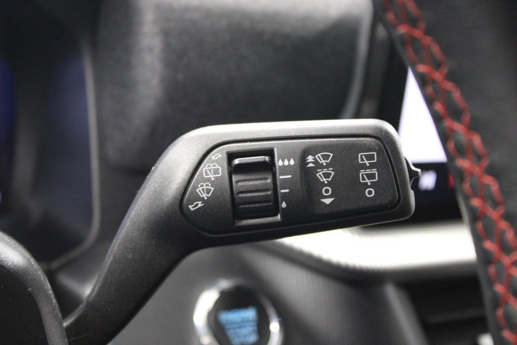 Used 2025 Ford Explorer ST-Line w/ ST-Line Street Pack image 43