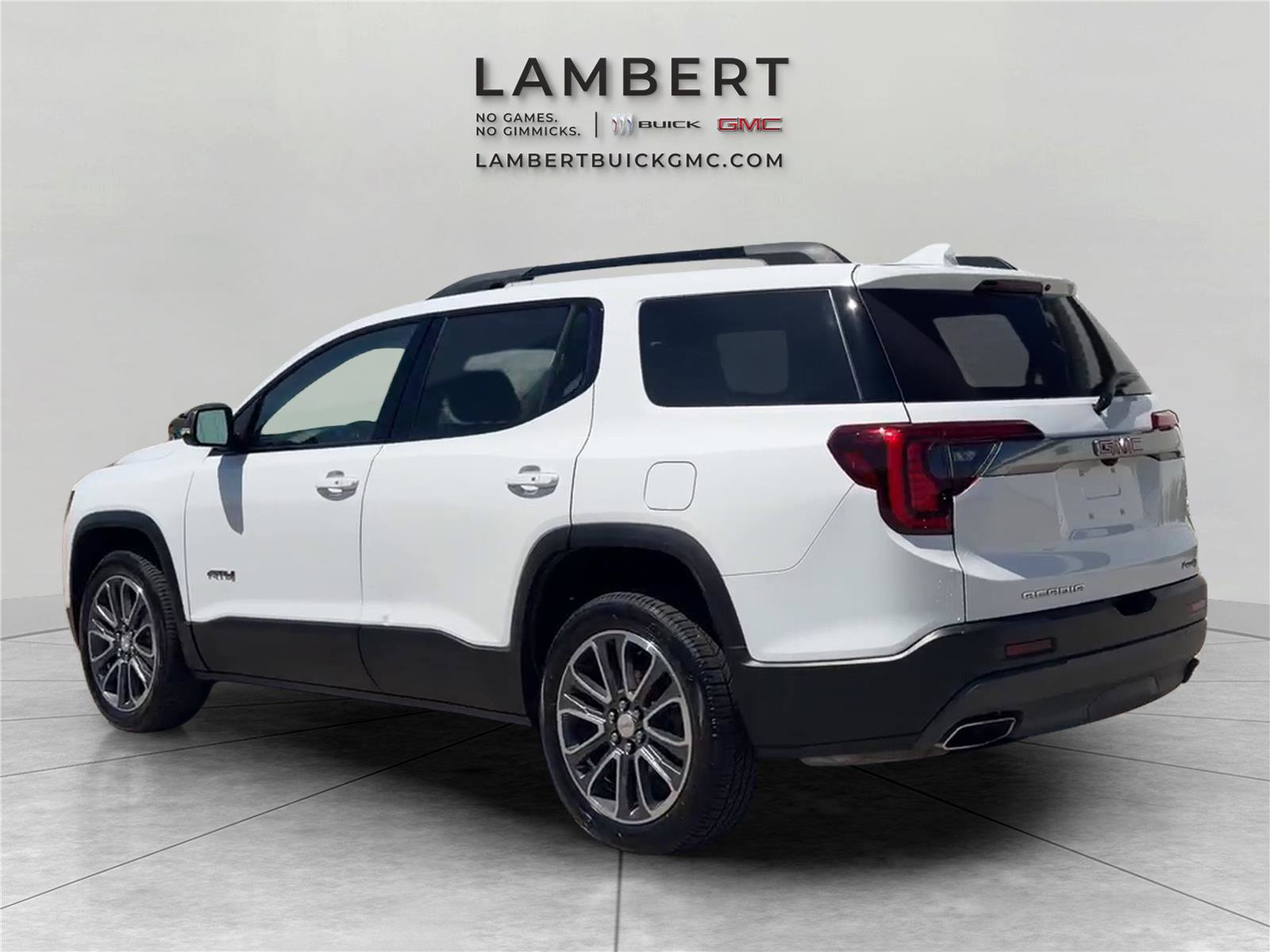 Used 2020 GMC Acadia AT4 w/ Driver Alert Package II AWD/4WD image 3