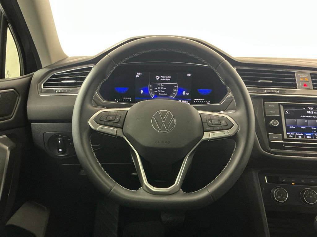 Used 2022 Volkswagen Tiguan S FWD image 16