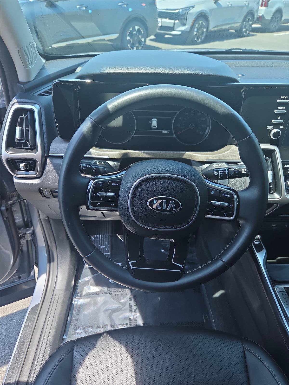 Certified 2021 Kia Sorento EX w/ Panoramic Sunroof Package AWD/4WD image 22
