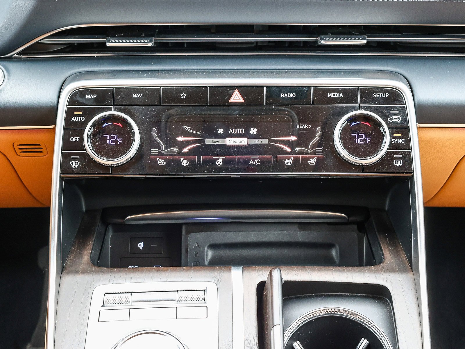 Used 2023 Genesis GV80 3.5T image 14