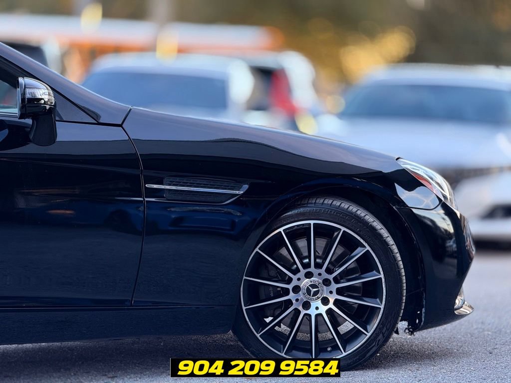 Used 2018 Mercedes-Benz SLC 300 image 8