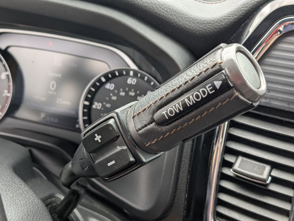 Used 2023 Nissan Titan Platinum Reserve w/ Off Road Protection Package image 20