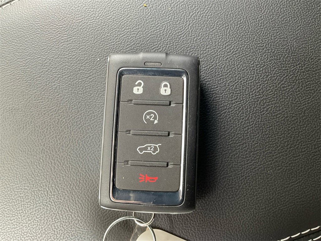 New 2025 Jeep Grand Cherokee L Laredo w/ Luxury Tech Group I image 39