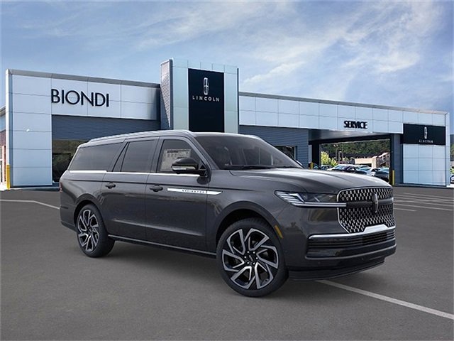 New 2026 Lincoln Navigator L Reserve AWD/4WD image 7