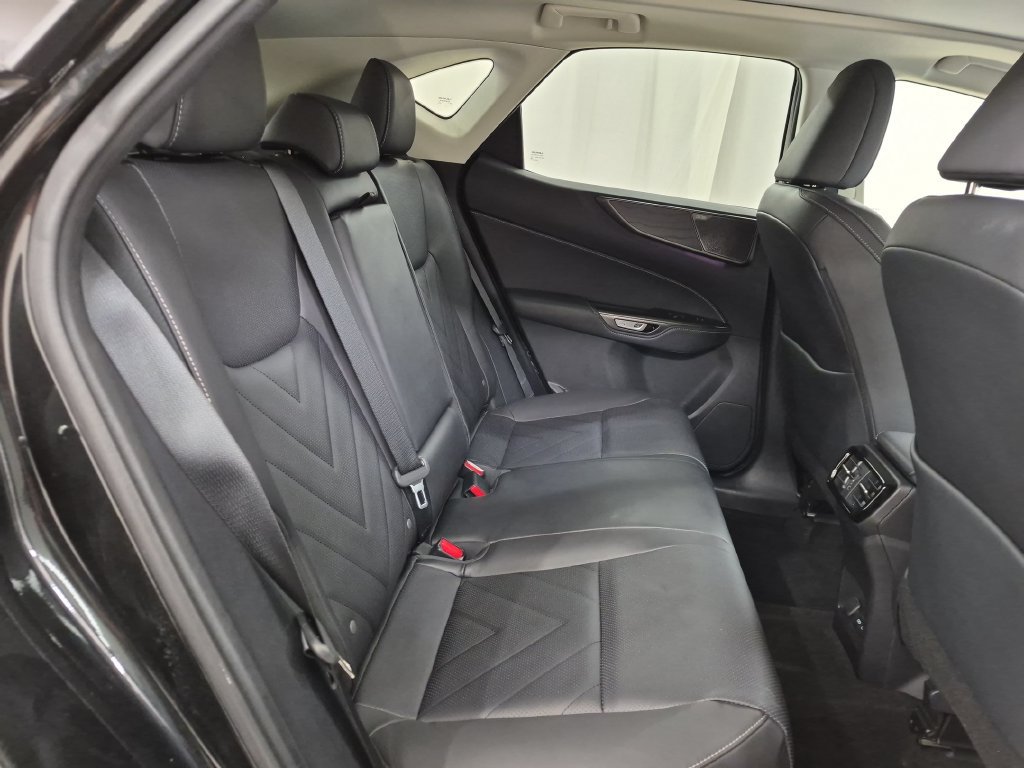 Used 2024 Lexus NX 350 AWD image 32