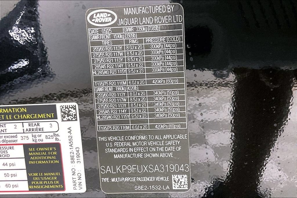 Used 2025 Land Rover Range Rover SE AWD/4WD image 32