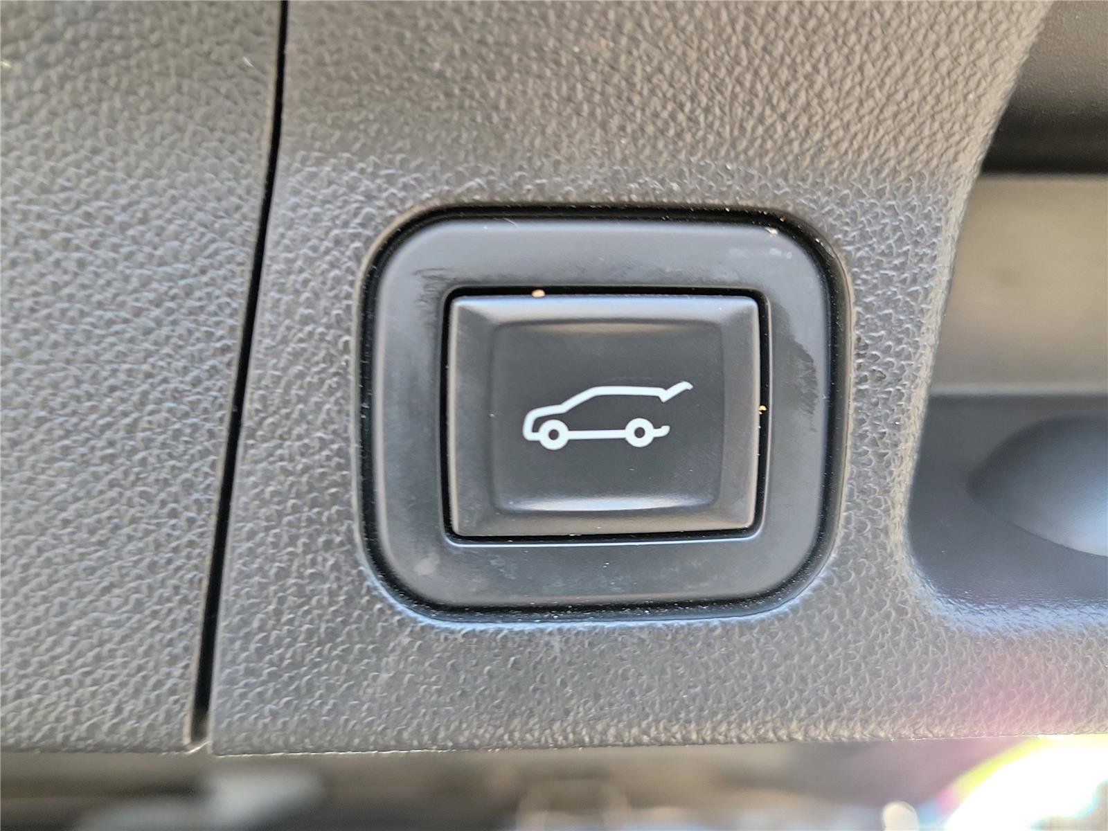 Used 2019 GMC Acadia SLT image 11