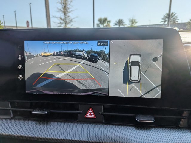 Used 2024 Kia Sportage SX image 14