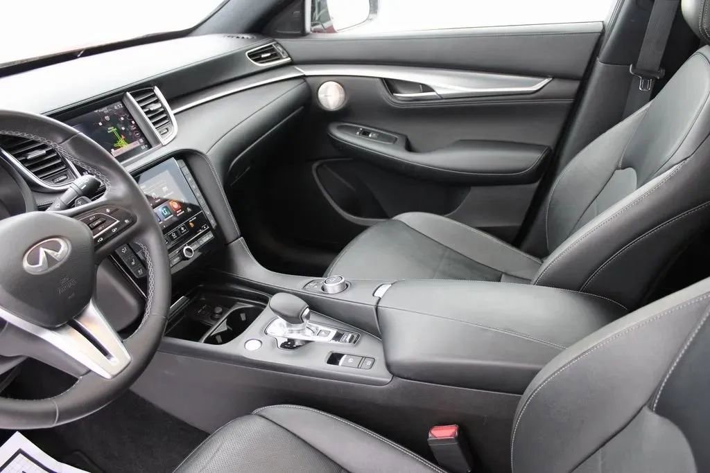 Used 2022 INFINITI QX55 Essential w/ Proassist Package image 12