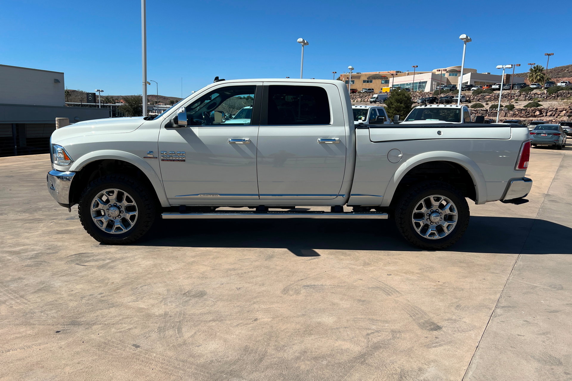 Used 2017 RAM 2500 Limited image 2